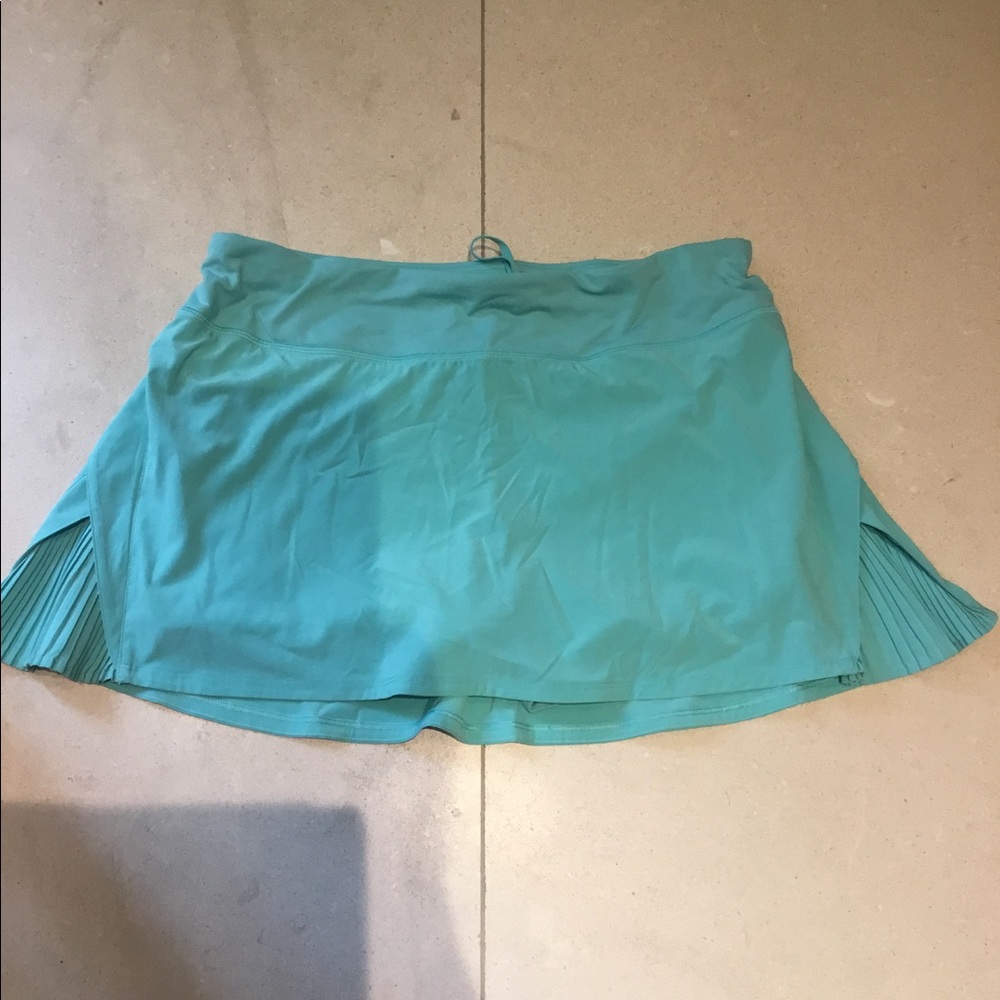 Lululemon workout skirt with shorts